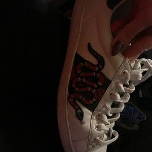 Gucci leather sneakers
